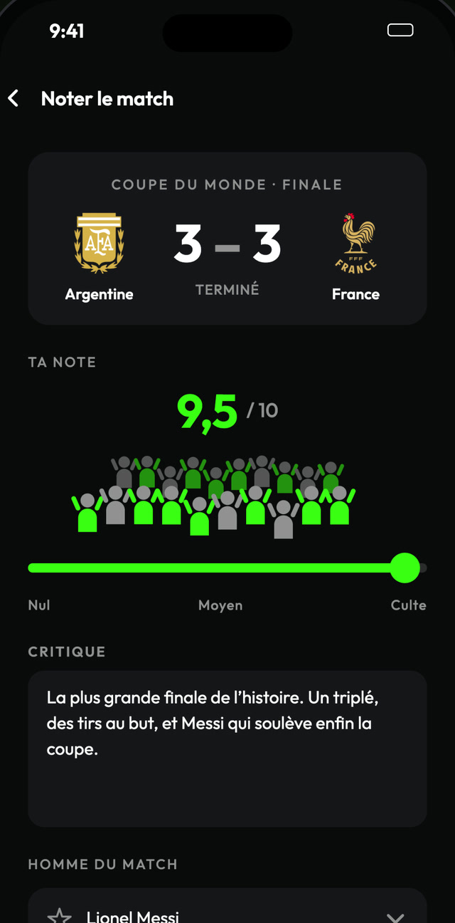 Écran de notation d’un match, avec la note, la critique et l’homme du match